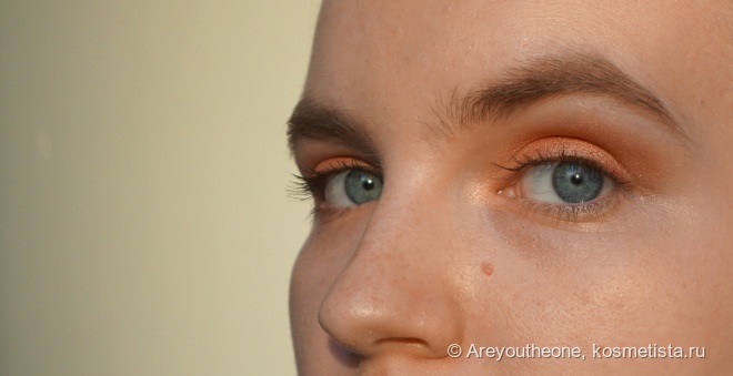 Два новичка от NYX в моей коллекции - NYX Prismatic Eyeshadow - Golden Peach, NYX Dark Circle concealer - Fair