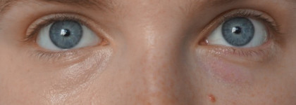 Два новичка от NYX в моей коллекции - NYX Prismatic Eyeshadow - Golden Peach, NYX Dark Circle concealer - Fair