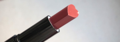 Помада Essence 03 P.s. we love berry из коллекции We Are... Fabulous