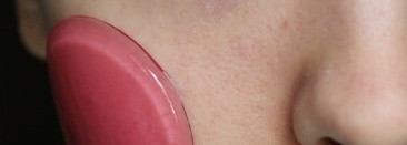 Нежные щечки с патчами от Tony Moly