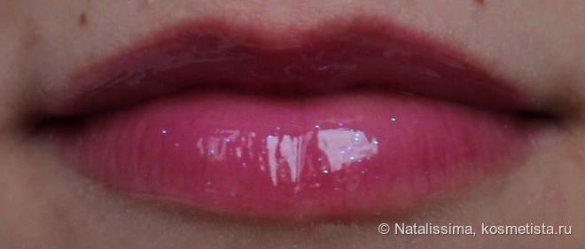 Неоновое искрящееся море на губах от Missha Neon Tint Gloss Marine Blue