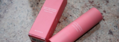 Розовая палочка-выручалочка Missha Soft Blending Stick Brusher в оттенке Milk Pink