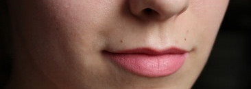 Причудливая помада NYX Full Throttle Lipstick 07 Sidekick