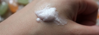 Корейская очищающая пенка для лица Holika Holika Pig-clear dust out