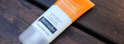Безжировая эмульсия для лица Neutrogena oil-free mousturiser