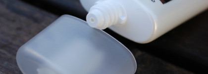 Безжировая эмульсия для лица Neutrogena oil-free mousturiser