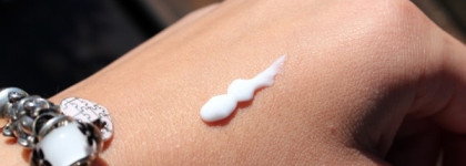 Безжировая эмульсия для лица Neutrogena oil-free mousturiser