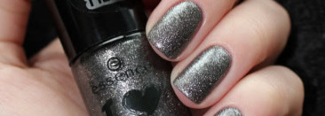 Блестящий металлик Essence 44 rebel at heart