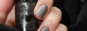 Блестящий металлик Essence 44 rebel at heart