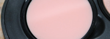 Новинки Essence My favorites блеск и пудры для губ