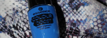 Прекрасный ультрамариновый однослойник Essence Colour Boost 11 instant match