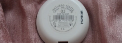 Seventeen Natural-Matte Silky Blusher # 3 cafe au lait. Румяна шелковистые компактные