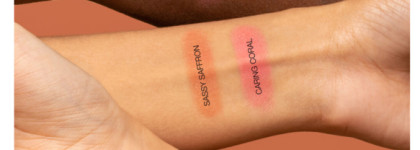 Huda Beauty GloWish Cheeky Vegan Blush Powder 02 Caring Coral