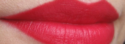 Помадная красота Rimmel Lasting Finish Lipstick в оттенках 170 Alarm, 120 Cutting Edge, 080 One of a Kind