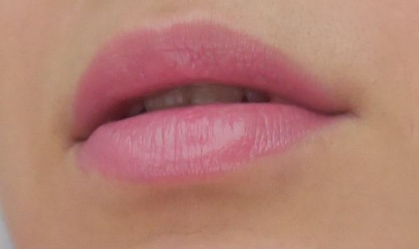 Pupa Milano Miss Pupa Ultra Brilliant Lipstik оттенок 102 – Candy Nude