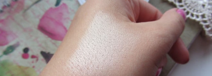 Пару слов о хайлайтере Estrade в 310 оттенке