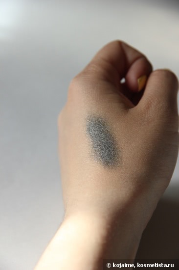 Maybelline Eye Studio Color Tattoo в оттенке 55 Immortal Charcoal
