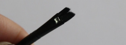 L'Oreal Paris Brow Artist Genius Kit Medium to Dark