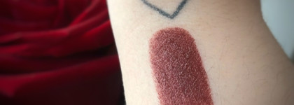 Помады MAC в оттенках Antique Velvet, Paramount, Del Rio