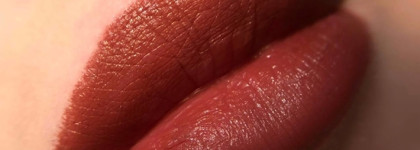 Помады MAC в оттенках Antique Velvet, Paramount, Del Rio