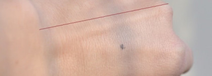 Как долго я тебя ждала!  Diorskin Nude Compact Natural Glow Radiant Powder Foundation SPF 10 PA+++ в оттенке № 020 Light Beige