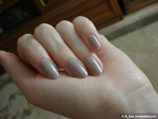 Осень с Chanel Le Vernis Nail Colour 559 Frenzy, 563 Vertigo & 561 Suspicious