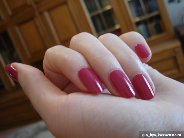 Осень с Chanel Le Vernis Nail Colour 559 Frenzy, 563 Vertigo & 561 Suspicious