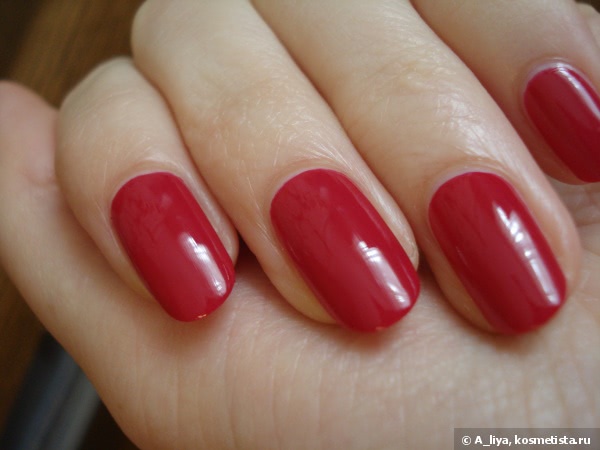 Осень с Chanel Le Vernis Nail Colour 559 Frenzy, 563 Vertigo & 561 Suspicious