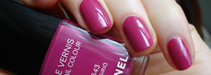 Chanel le vernis Nail Colour № 643 Dèsirio