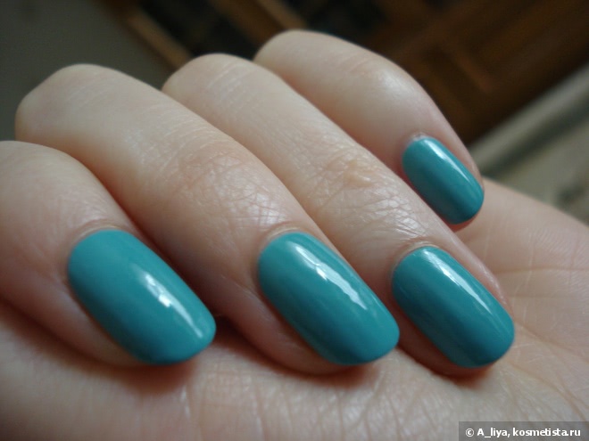 Dior Vernis Haute Couleur Extreme Wear Nail Lacquer #401 Saint-Tropez & Dior Vernis Couture Colour Gel Shine and Long Wear Nail Lacquer #319 Sunwashed