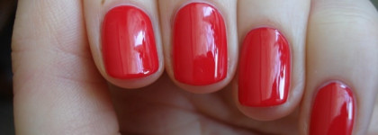 La petite Robe noire Guerlain Nail Colour # 003 Red Heels