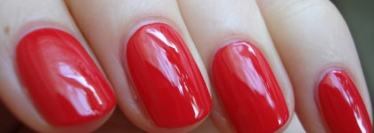 La petite Robe noire Guerlain Nail Colour # 003 Red Heels