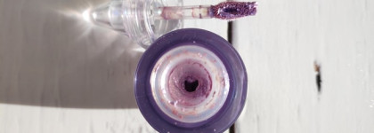 Единороги в утренней заре. Жидкий глиттер Lime Crime для век Diamond Dew в оттенке Aurora