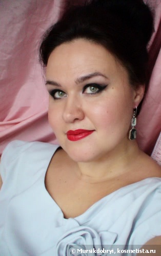 Рождественская коллекция Guerlain Un Soir a L’Opera - Помада Guerlain Rouge G Exceptional Complete Lip Color #820 Rouge Parade