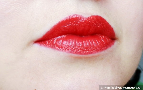 Рождественская коллекция Guerlain Un Soir a L’Opera - Помада Guerlain Rouge G Exceptional Complete Lip Color #820 Rouge Parade