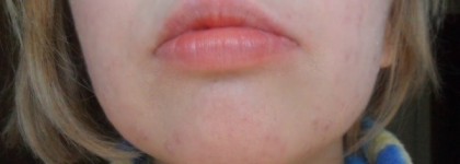 Стойкого макияжа губ пост. Праймер для губ Yves Rocher