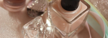 Балетные туфельки. Лак для ногтей Guerlain La Petite Robe Noire Nail # 061 Pink Ballerinas