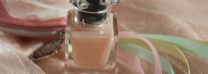 Балетные туфельки. Лак для ногтей Guerlain La Petite Robe Noire Nail # 061 Pink Ballerinas