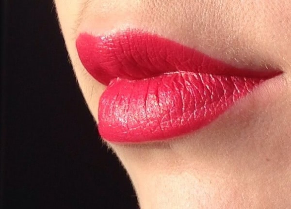 Неслучайная любовь с Bobbi Brown Creamy Matte Lip Color в оттенке Calypso