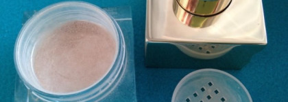 Идеальная для зимних холодов минеральная рассыпчатая пудра-основа, придающая сияние кожи Clarins Skin Illusion Mineral & Plant Extracts Loose Powder Foundation в оттенке 103 ivory