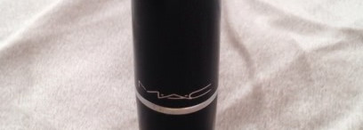 Нежнейший нюд в исполнении MАС Amplified Creme Lipstick в оттенке Blankety