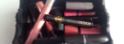 Секрет укрощения строптивых помад: база под губную помаду Catrice Liplocking Base