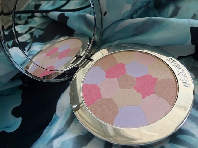 Такие спорные Guerlain Meteorites Compact Light-Revealing Powder #04 Dore/Golden Spring 2015