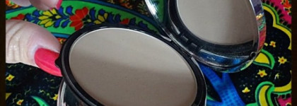 Еще одна приятность от Pupa: Extreme Matt Natural Matt Effect Compact Powder Foundation spf 20 # 040