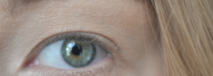 День или вечер? Макияж с весенне-летними новинками от Essence