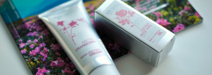 Уход за руками от Siberian Health: Крем для рук и ногтей Клюквенный Пунш и масло для ногтей и кутикулы Сибирская Роза