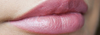 Помады Avon Luxe Pink Satin & Nude Slip