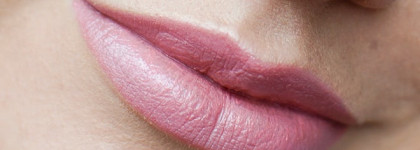 Помады Avon Luxe Pink Satin & Nude Slip