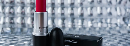 MAC Amplified Creme Lipstick Fusion Pink