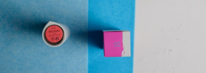 Летняя коралловая Kiko Colour Click Lipstick #02 Fantastic Coral, с которой у нас ничего не вышло